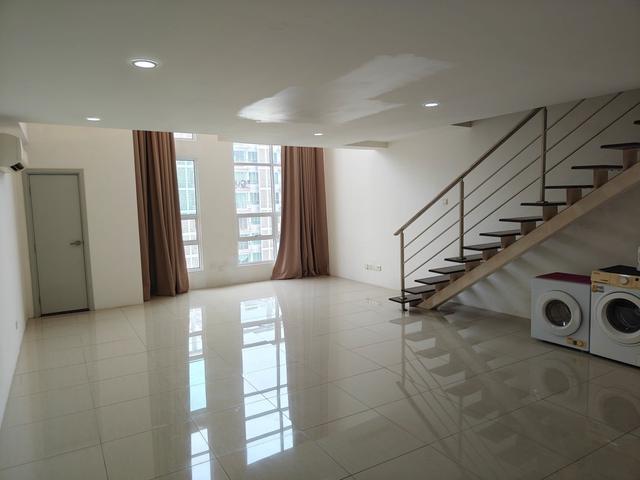 Condominium for sale in Petaling, Alam Impian