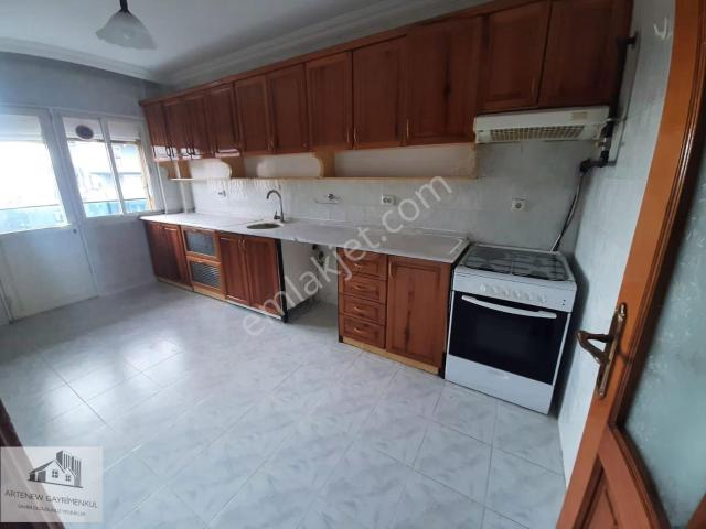 Bornova, İzmir içerisinde kiralık mülk