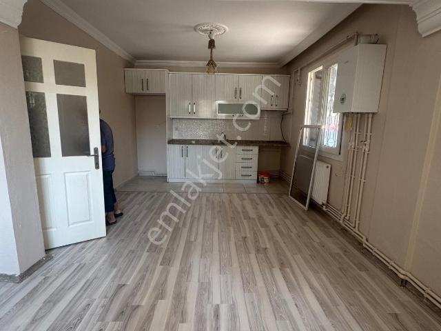 Bayrakli, İzmir içerisinde kiralık mülk