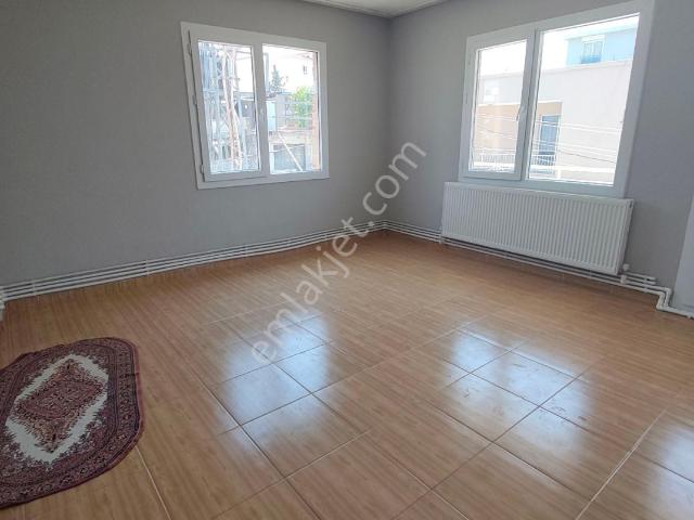 Bayrakli, İzmir içerisinde kiralık mülk