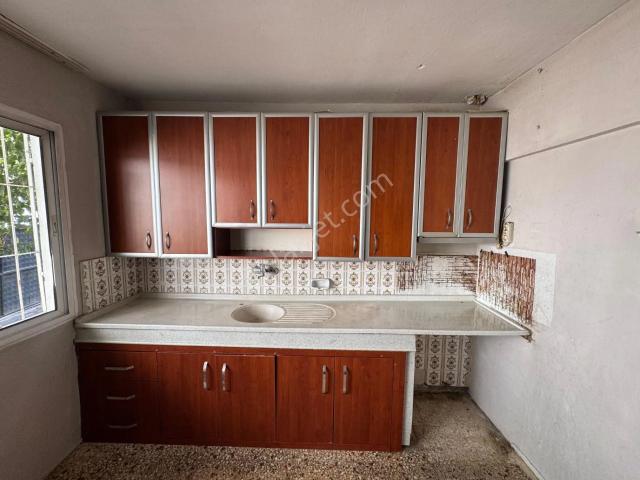 Tepekule Mahallesi, Bayraklı içerisinde kiralık mülk