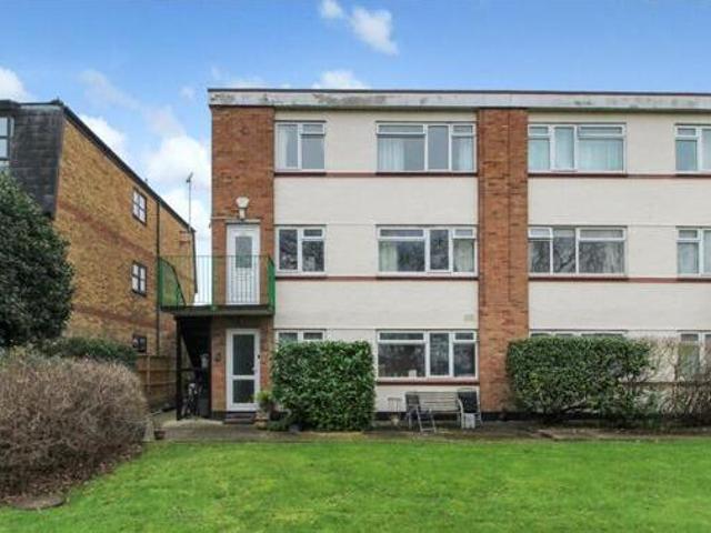 House for sale in Alton Barnes, Essex