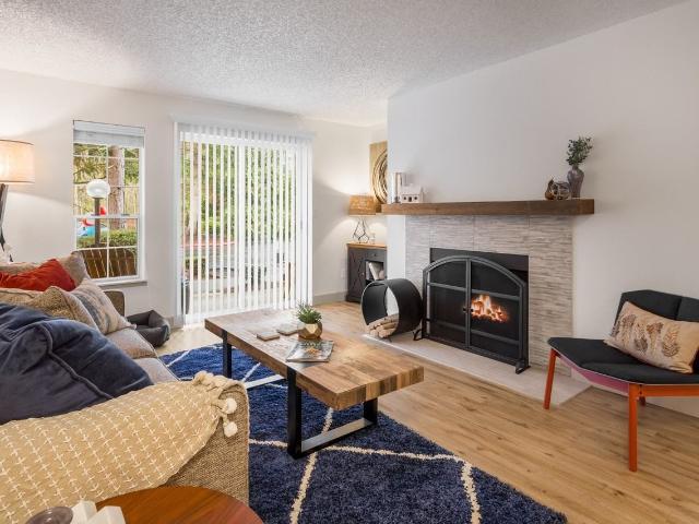 Apartment for rent in Eastmont, Silver Firs