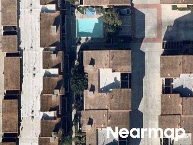 Condo for sale in Paramount