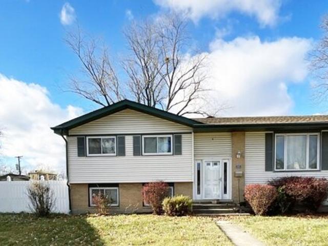 House for sale in Lombard, Illinois