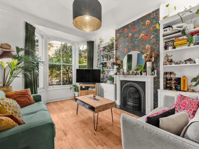 Apartment for rent in Lower Holloway, Greater London