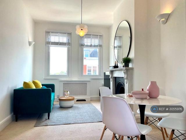 Apartment for rent in Wimbledon Park, Greater London