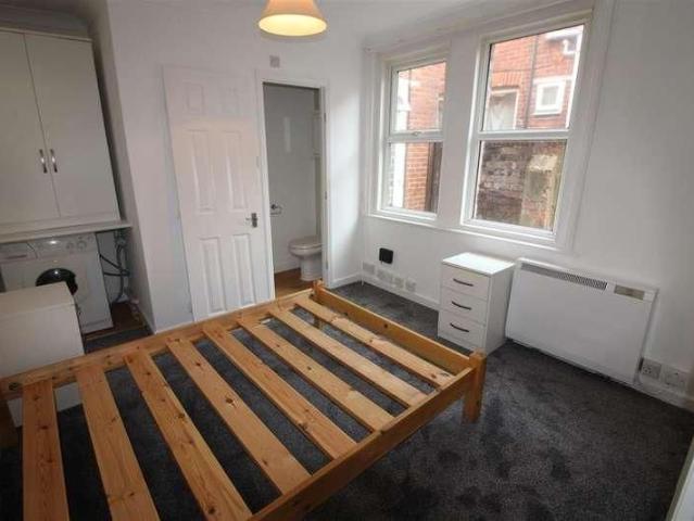 Apartment for rent in Hill, Southampton
