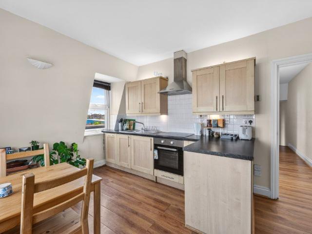 Apartment for rent in London Borough of Merton, Greater London