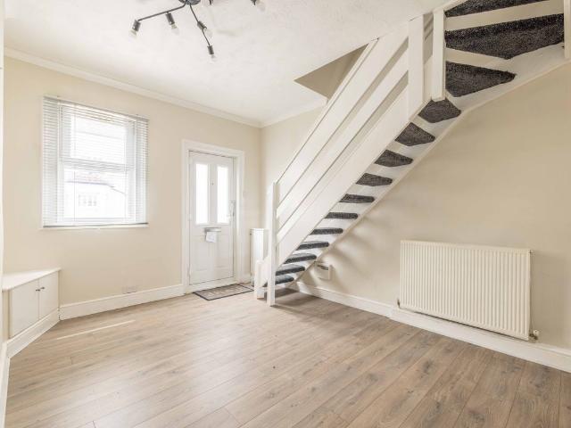House for rent in Clewer Village, Windsor