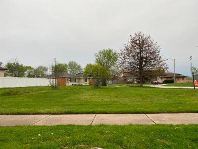 Land for sale in Calumet City