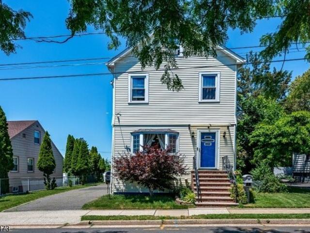 House for sale in Linden, New Jersey