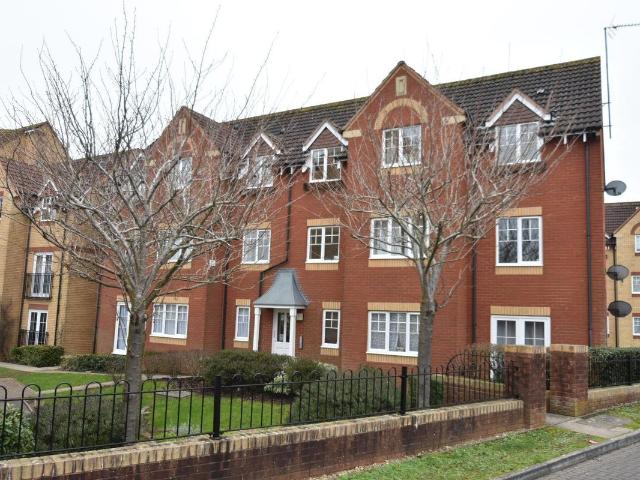 Apartment for rent in Vinney Green, Kingswood
