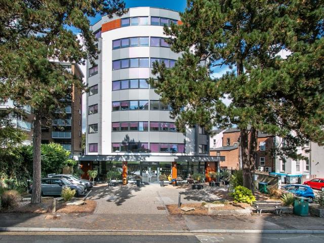 Apartment for rent in Lansdowne, Bournemouth