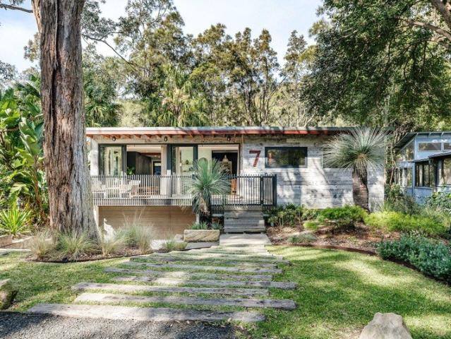 House for sale in Pearl Beach, New South Wales