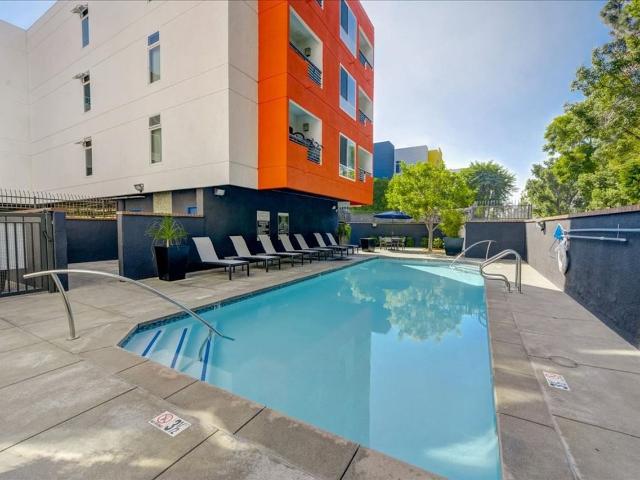 Apartment for rent in Santa Ana, California