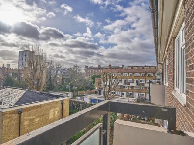 Apartment for rent in Bromley-by-Bow, Bow