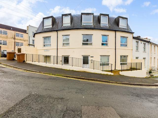 House for rent in Pennycomequick, Plymouth
