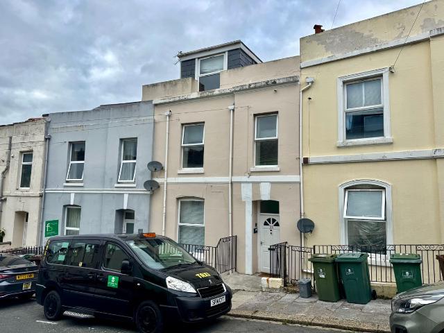 Apartment for rent in Pennycomequick, Mount Wise