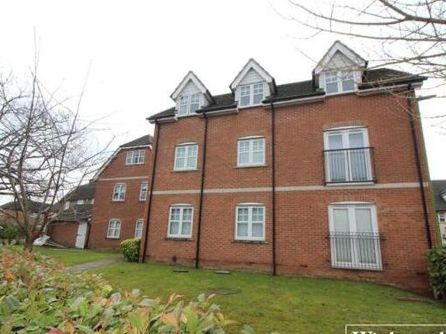 House for sale in Borehamwood, Hertsmere
