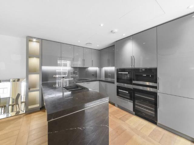 Apartment for rent in St Clement Danes, Greater London