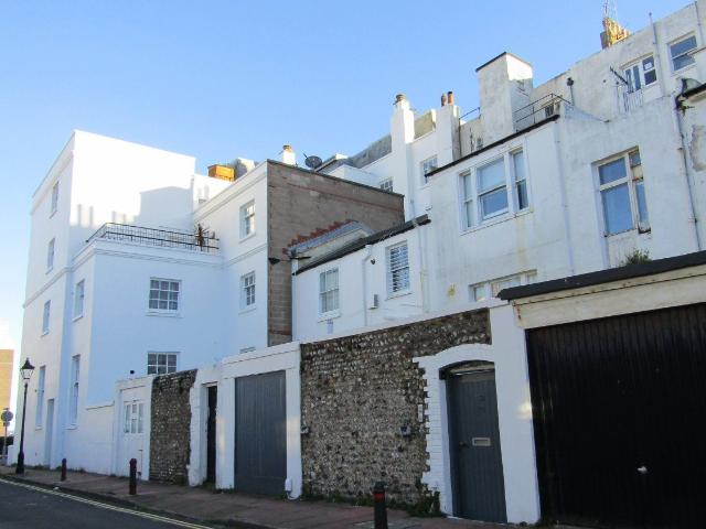 Apartment for rent in Brighton Marina Village, Brighton