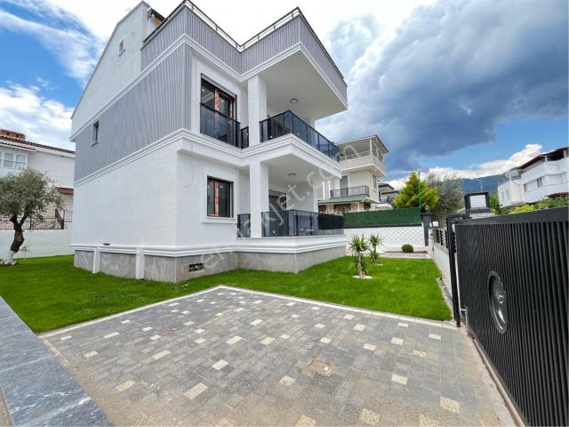 Edremit, Balikesir içerisinde satılık Villa