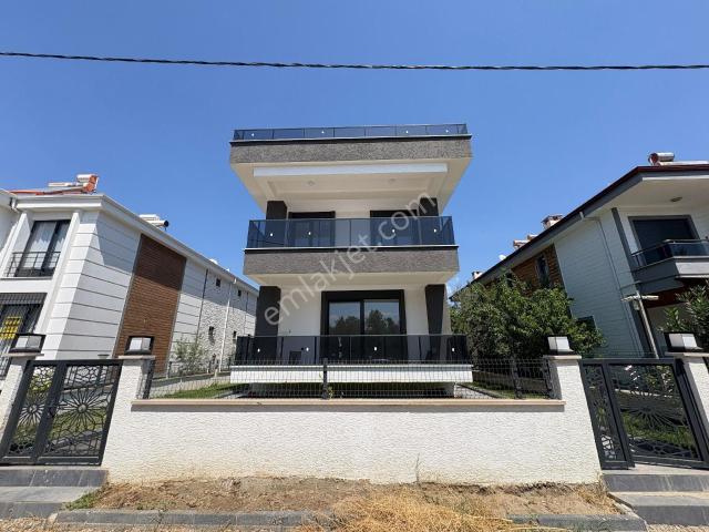 Edremit, Balikesir içerisinde satılık Villa
