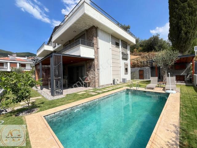 Edremit, Balikesir içerisinde satılık Villa