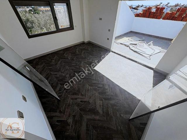 Edremit, Balikesir içerisinde satılık Villa