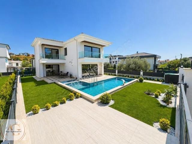 Edremit, Balikesir içerisinde satılık Villa