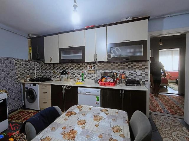 Karabağlar, İzmir içerisinde satılık mülk