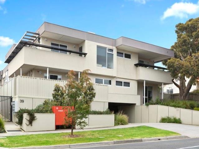 Apartment for sale in Camerons Creek, Victoria