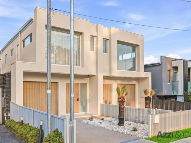 Duplex for rent in Sydney, New South Wales