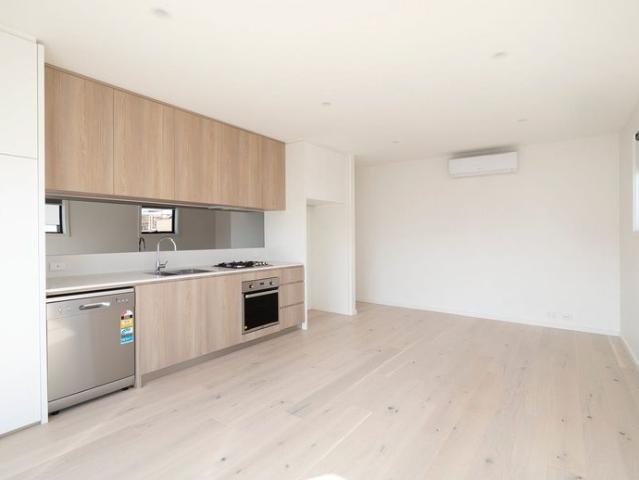Townhouse for rent in Camerons Creek, Victoria