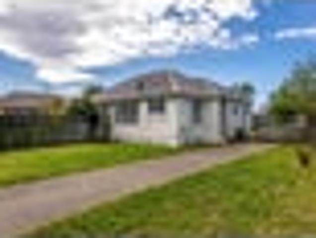 House for sale in Shirley, Canterbury