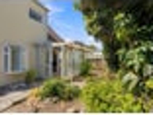 House for sale in Arataki, Bayfair