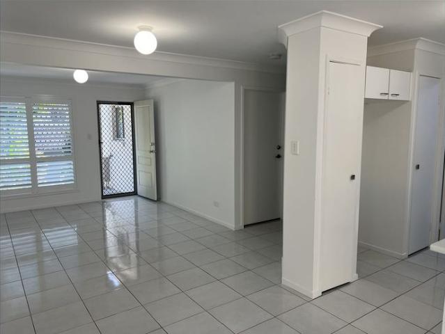 Townhouse for rent in Toombul, Queensland