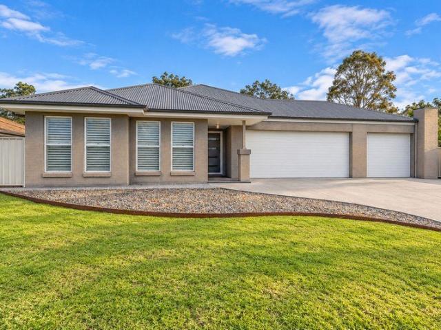House for sale in Gloucester
