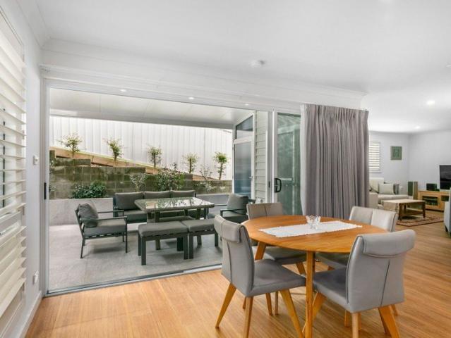 Townhouse for sale in Wollongong West, New South Wales