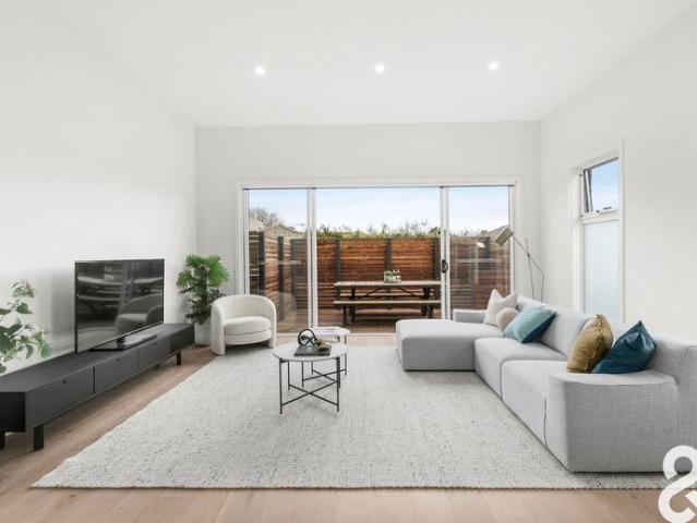 Townhouse for rent in Camerons Creek, Victoria