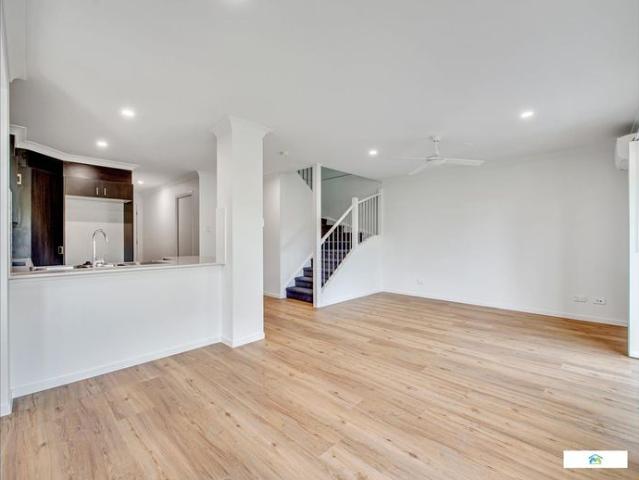 Townhouse for rent in Kallangur, Greater Brisbane