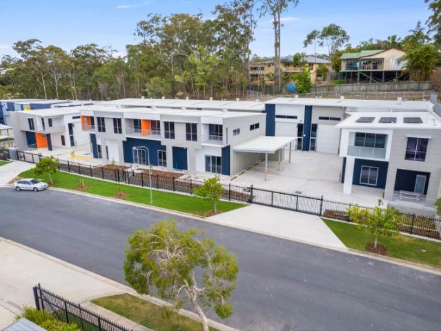 Warehouse for sale in Kings Creek, Queensland