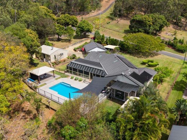 Cottage for sale in Toombul, Queensland