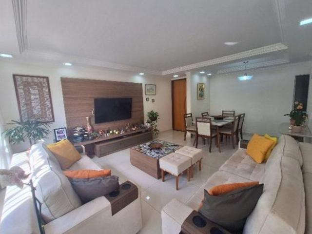 Apartamento venda em Região Geográfica Imediata do Distrito Federal, Região Integrada de Desenvolvimento do Distrito Federal e Entorno