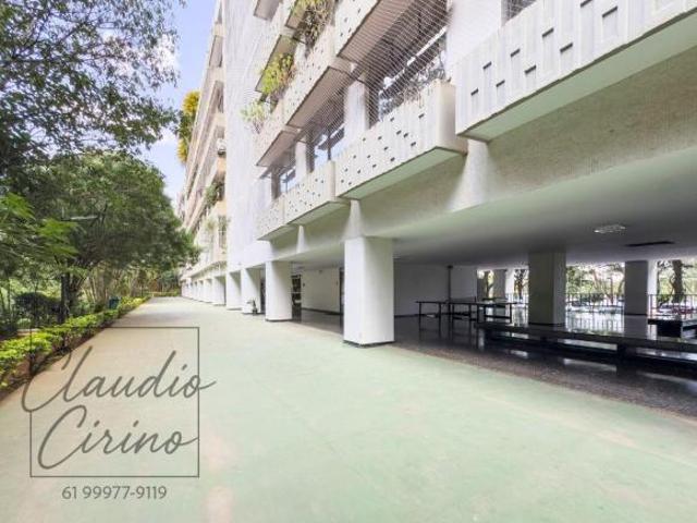 Apartamento venda em Região Geográfica Imediata do Distrito Federal, Região Integrada de Desenvolvimento do Distrito Federal e Entorno