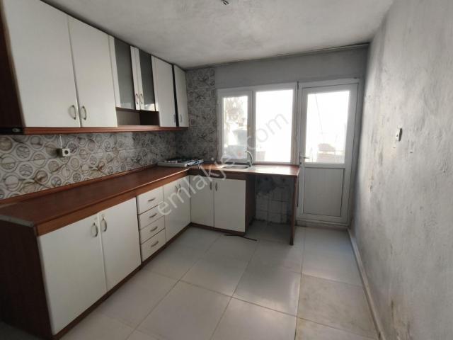 Üçyol, Konak içerisinde kiralık mülk