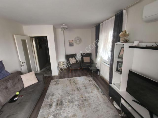 İzmir, Konak içerisinde satılık mülk