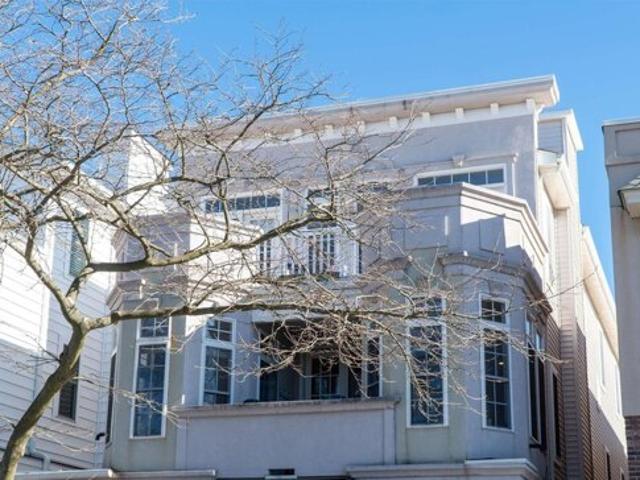 Condo for sale in Ocean City