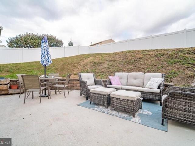 House for sale in Mount Wolf, Pennsylvania